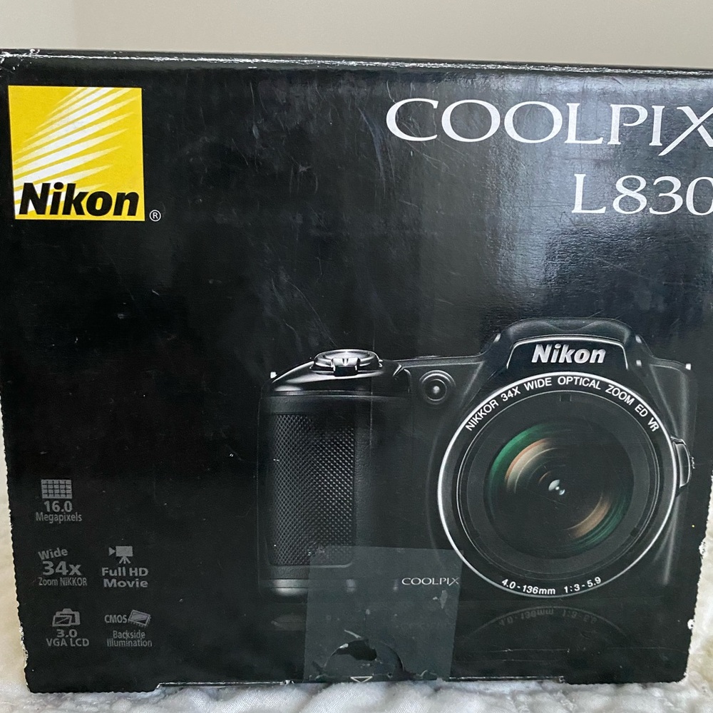 NEW NIKON - COOLPIX L830